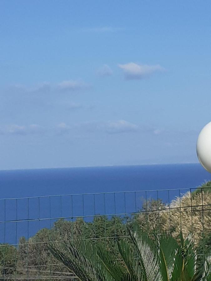 La Casa Delle Delizie Hotel Messina Buitenkant foto